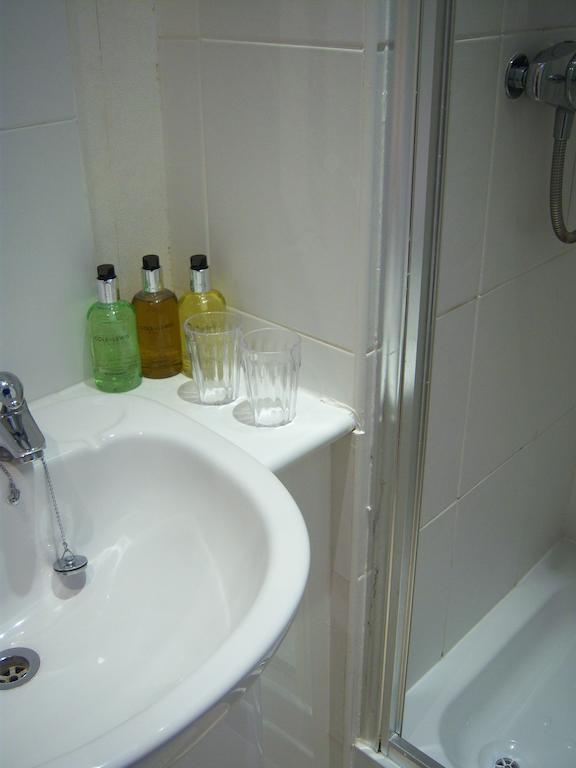 The Hillcrest Hotel Scarborough Room photo
